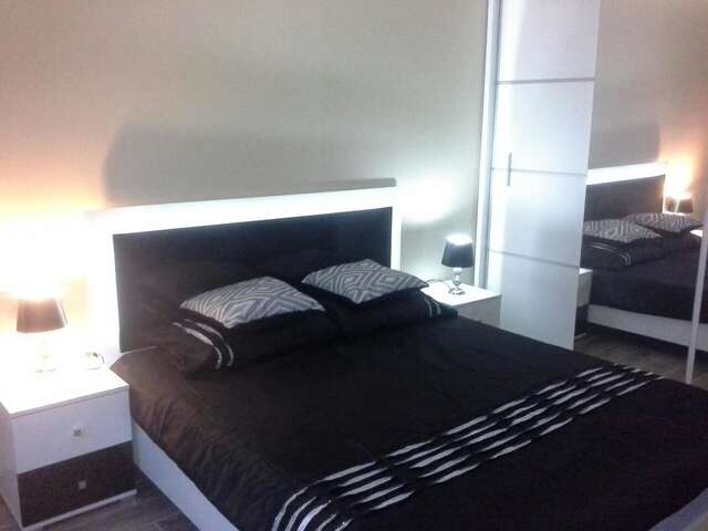 Апартаменты Naujininku Apartment Вильнюс-7